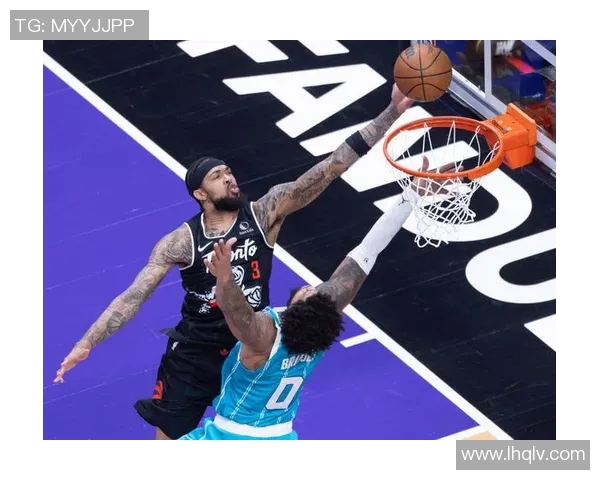 猛龙战胜黄蜂，洛瑞率队反超取胜：不屈斗志引领胜利