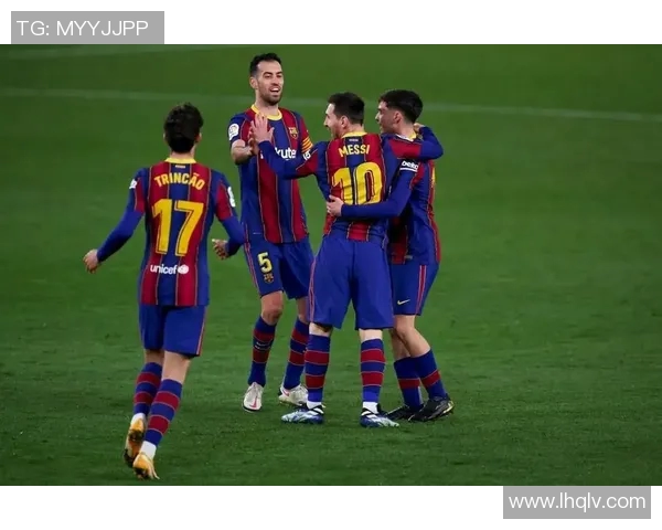 皇马2-1逆转巴萨，梅西失点惨遭淘汰：一场荡气回肠的世纪对决